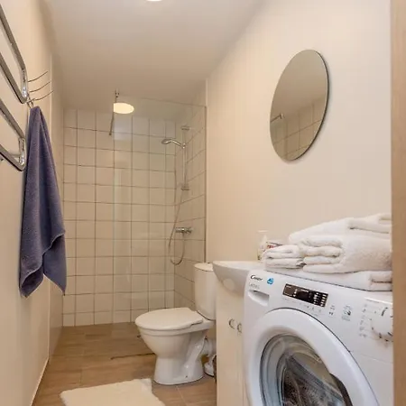 Maluno Apartment *